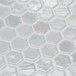 mosaico de vidro reciclado hexagonal branco iridescente