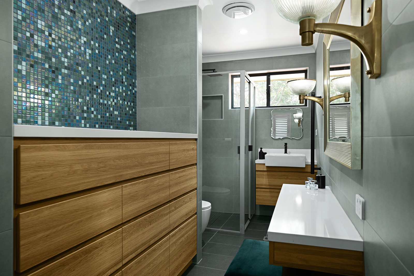Ezarri DECO Design Interiors Bathroom
