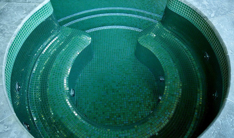 Gresite para piscinas o mosaico vítreo: ventajas - Ezarri
