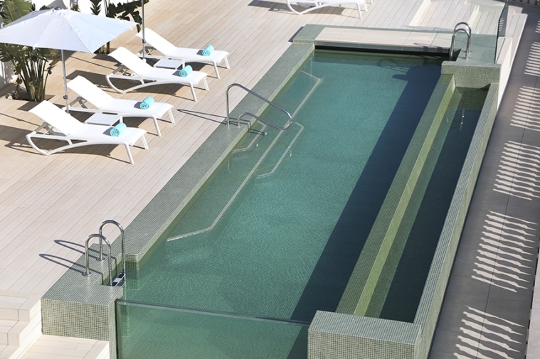 Ezarri pool mosaic overlooking Barcelona