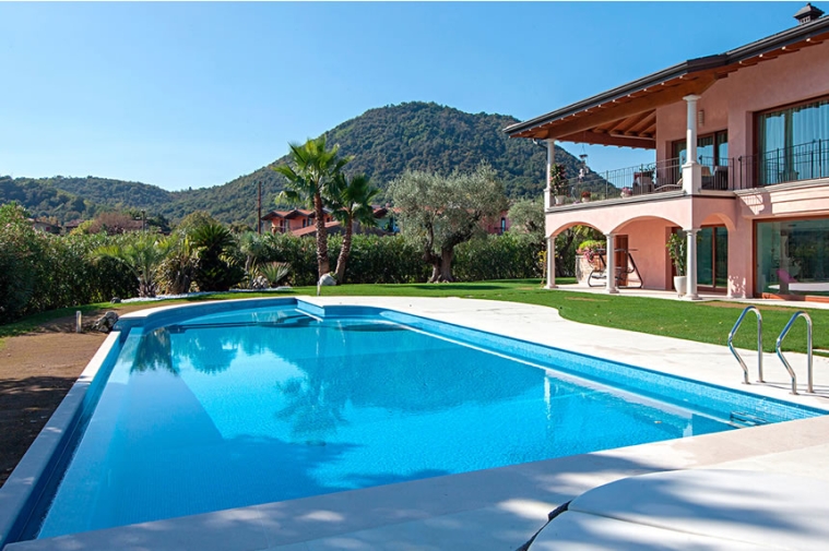 Blue mosaic tiles for swimming pools