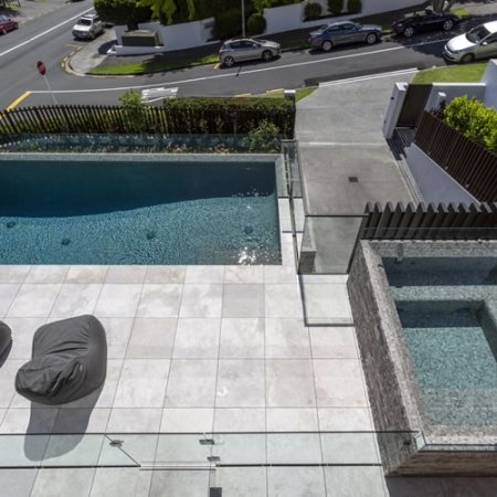 Ezarri mosaics cause sensation in New Zealand