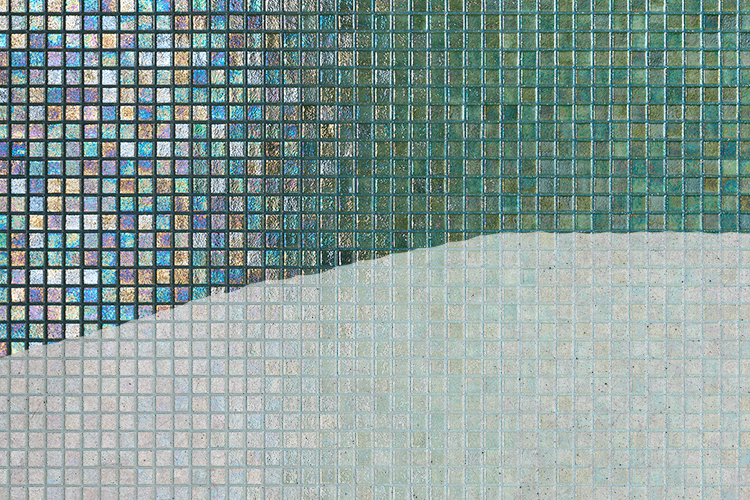 ¿Cómo limpiar el mosaico Ezarri de restos de cal?